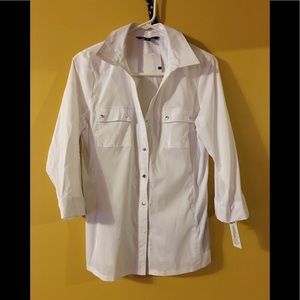 Women’s white long sleeve button shirt medium